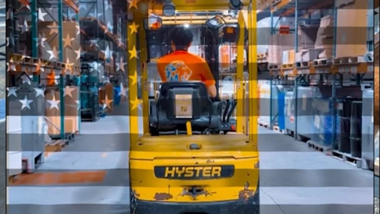 USA-made industrial adhesives manufacturing process